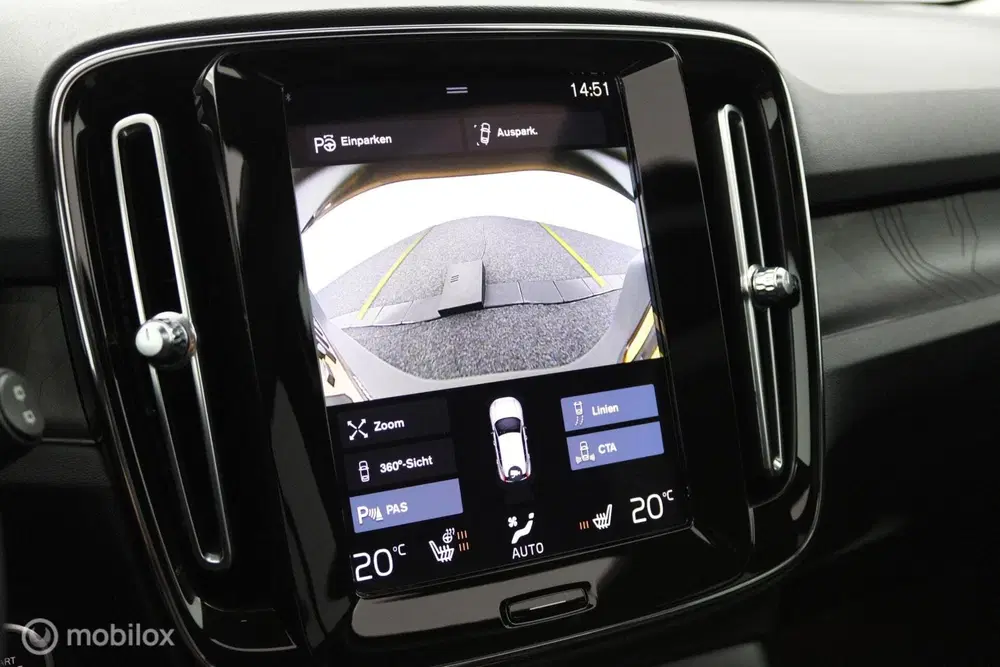 Volvo XC40 1.5 T5 Plug-in Hybrid Ultimate Dark uit 2022, foto 10