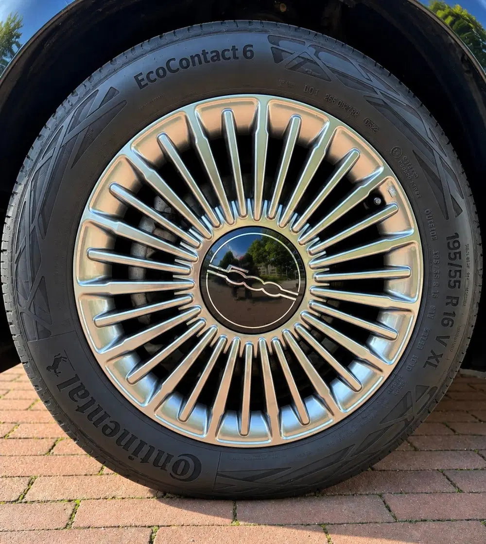 Fiat 500 ICON 24kWh 70pk AUTOMAAT 2022 Zwart ELEKTR uit 2022, foto 13