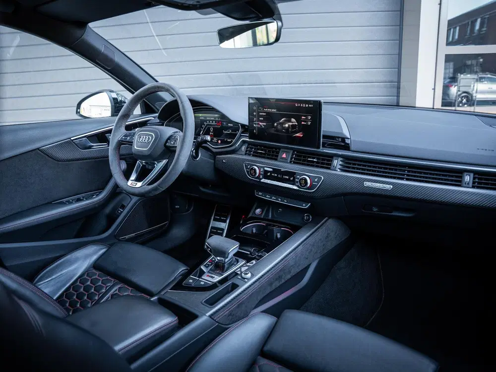 Audi RS4 2.9 TFSI quattro competition plus uit 2022, foto 15