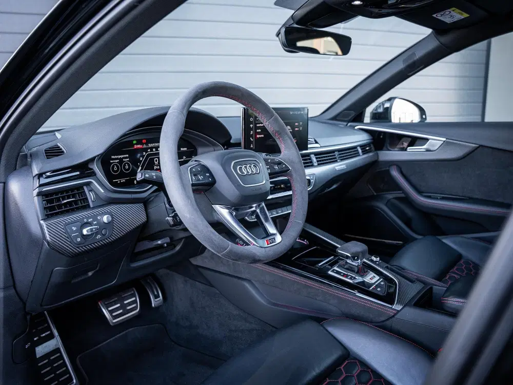 Audi RS4 2.9 TFSI quattro competition plus uit 2022, foto 2
