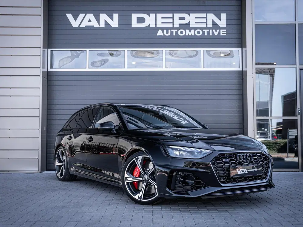 Audi RS4 2.9 TFSI quattro competition plus uit 2022, foto 4