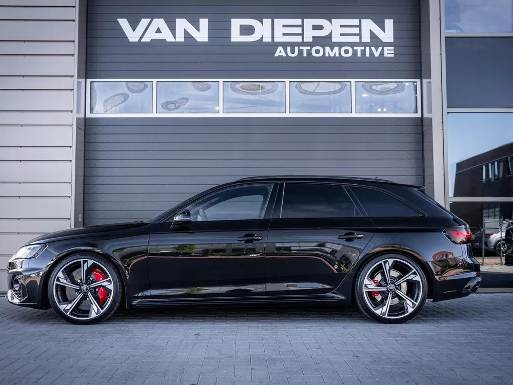 Audi RS4 2.9 TFSI quattro competition plus uit 2022, foto 9