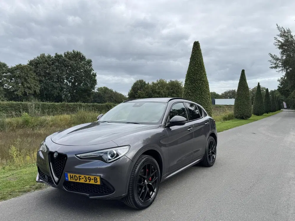 Alfa Romeo Stelvio 2.0tT Q4 Veloce uit 2019, foto 7