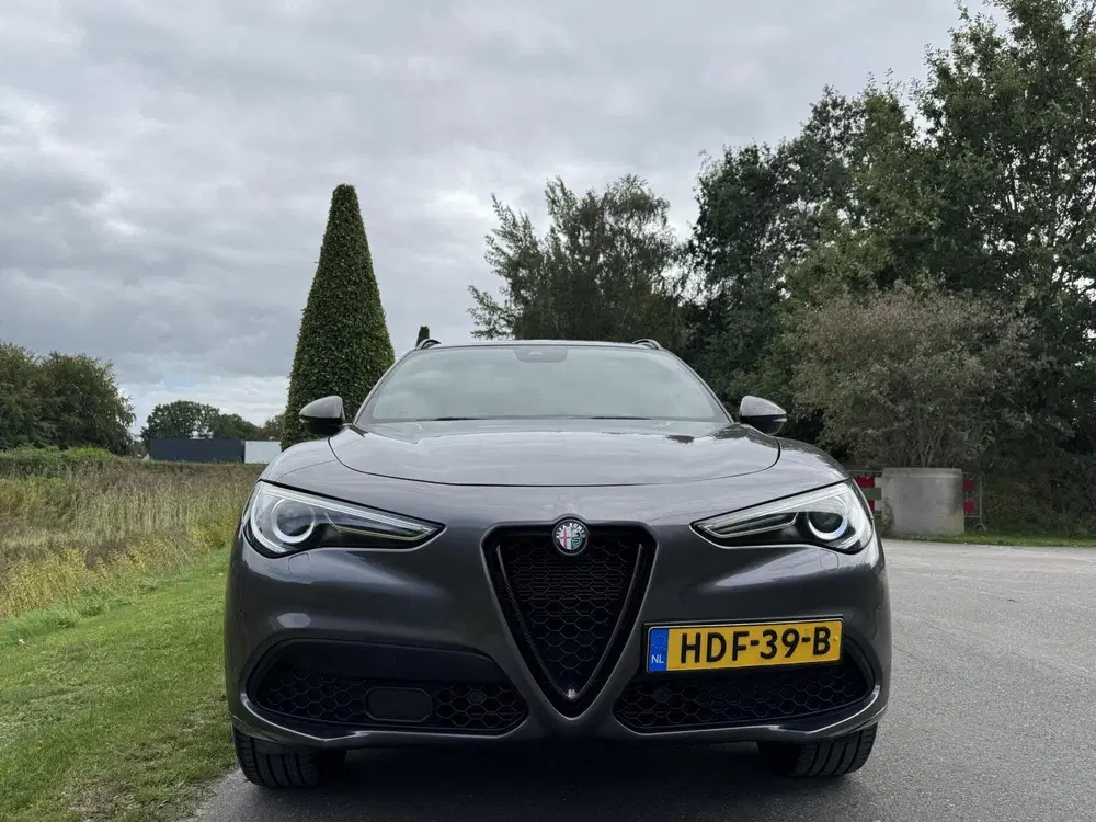 Alfa Romeo Stelvio 2.0tT Q4 Veloce uit 2019, foto 8