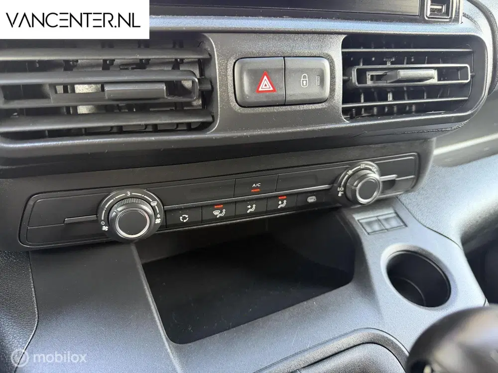 Opel Combo 1.5D L2 Lang Carplay Trekhaak Airco Zwart uit 2022, foto 15