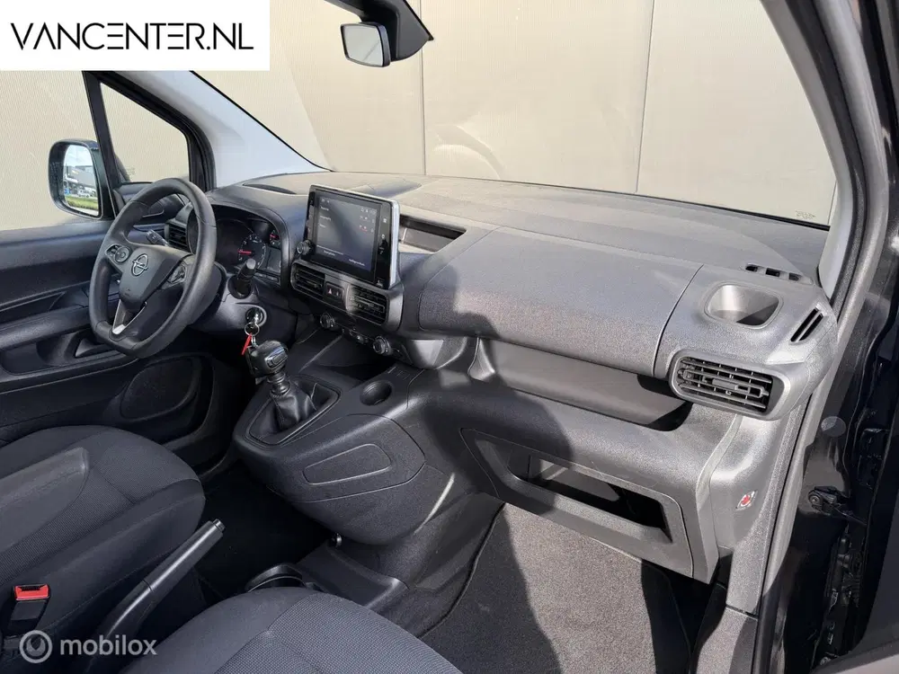 Opel Combo 1.5D L2 Lang Carplay Trekhaak Airco Zwart uit 2022, foto 3