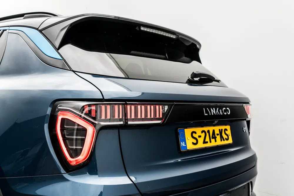 Lynk & Co 01 1.5 Plug-in Hybrid 262 Pk I Panoramadak I uit 2023, foto 14