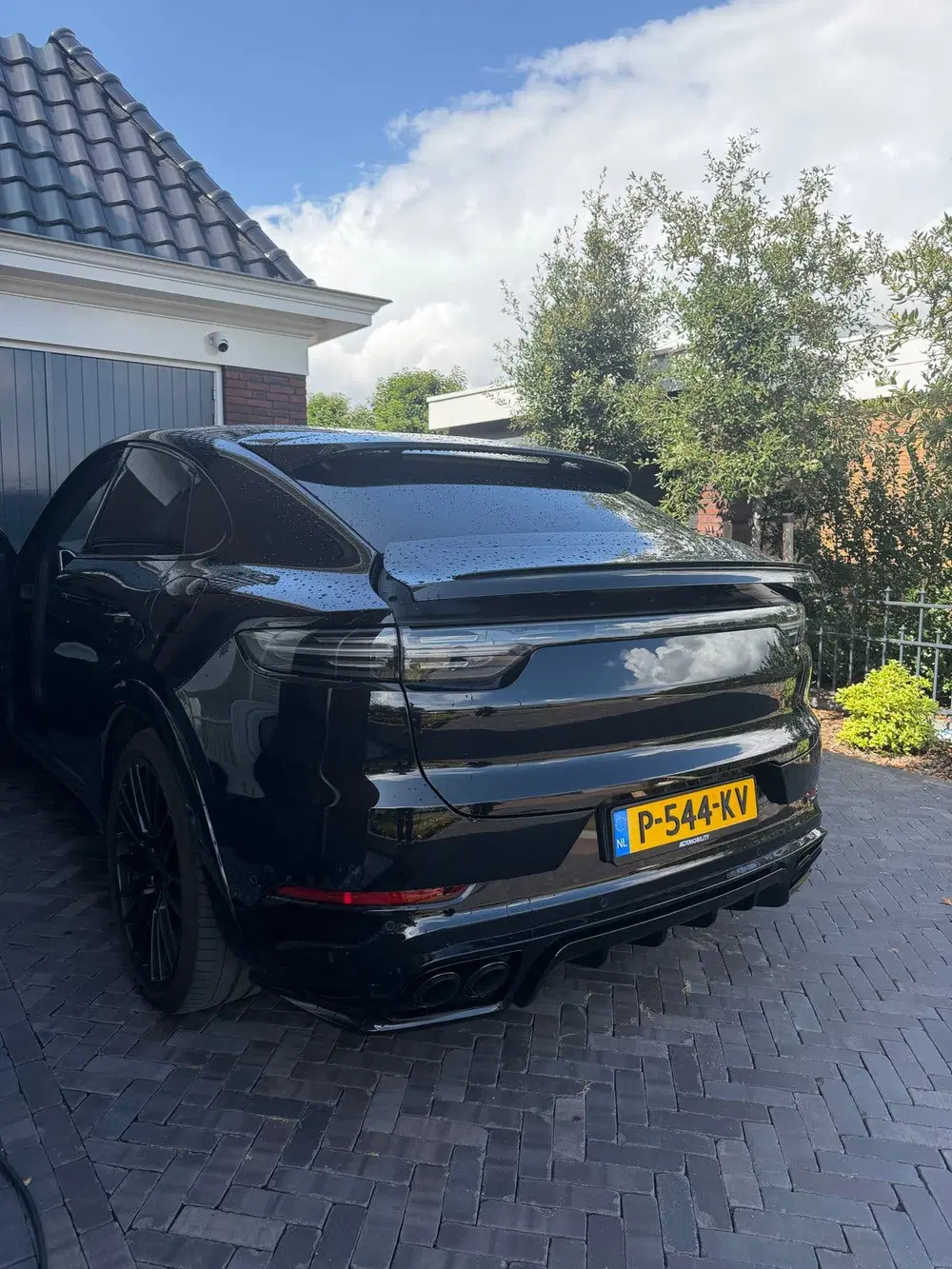 Porsche Cayenne Cayenne 3.0 V6 520pk E-hybrid 2022 Zwart T uit 2022, foto 3