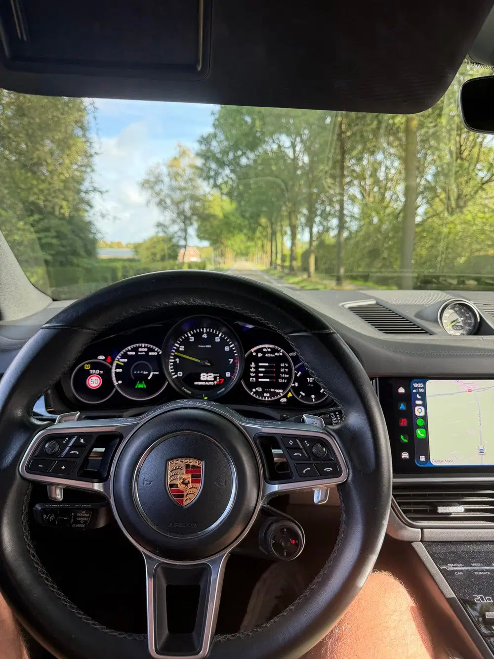 Porsche Cayenne Cayenne 3.0 V6 520pk E-hybrid 2022 Zwart T uit 2022, foto 9