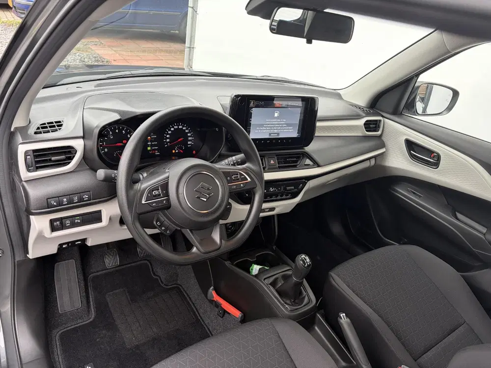 Suzuki Swift 1.2 Comfort Smart Hybrid Camera uit 2026, foto 13