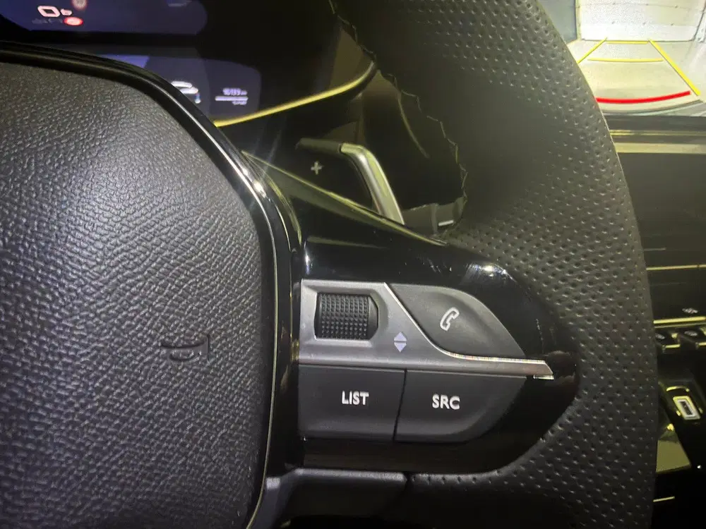 Peugeot 2008 Peugot 2008 GT 1.2 Hybride uit 2026, foto 12