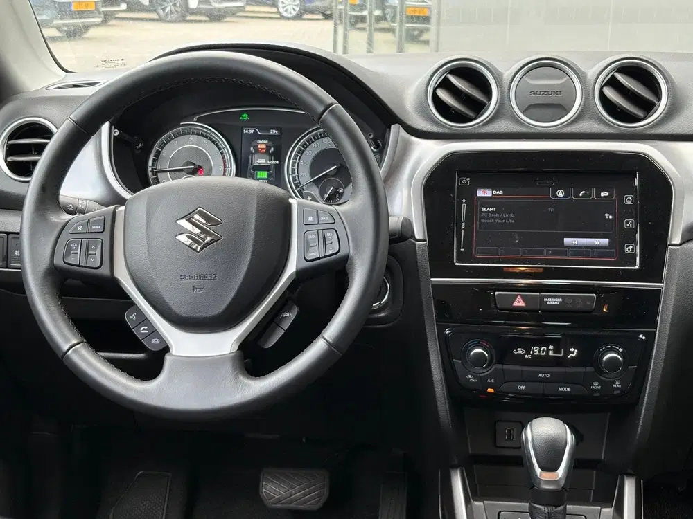 Suzuki Vitara 1.5 Full-Hybrid 116PK Automaat Select Navi uit 2025, foto 14