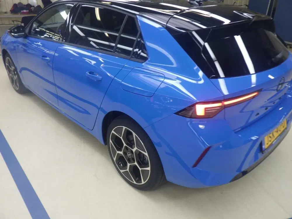 Opel Astra 1.6 Turbo Plug In Hybrid GS Leder Alcantar uit 2025, foto 4
