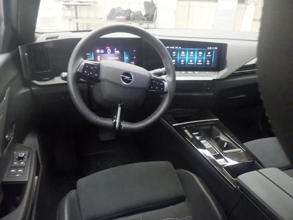 Opel Astra 1.6 Turbo Plug In Hybrid GS Leder Alcantar uit 2025, foto 5
