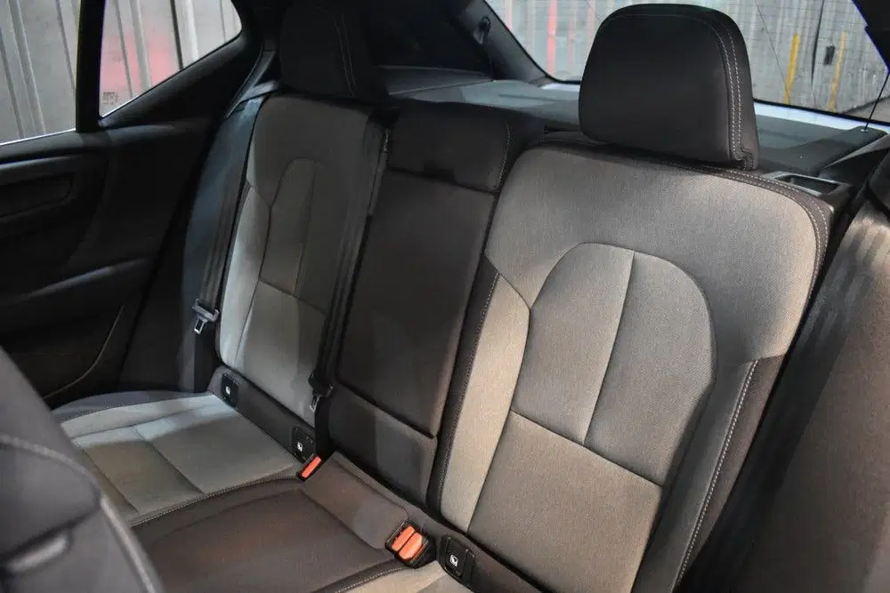 Volvo XC40 T4 211pk [Plug-In] Plus Bright uit 2022, foto 12