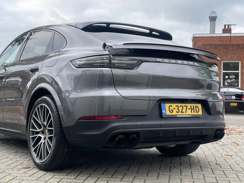 Porsche Cayenne Coupé 3.0 V6 462PK E-Hybrid uit 2019, foto 7