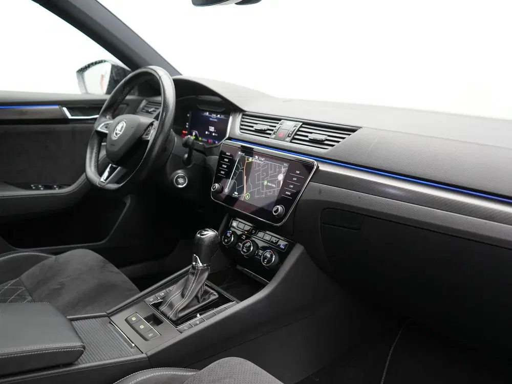 Skoda Superb 1.4 TSI iV Sportline PHEV 218pk Dealer O. uit 2020, foto 4