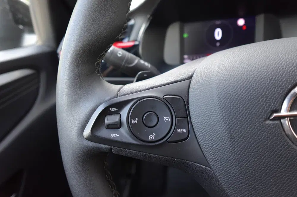Opel Corsa 1.2 GS Line NAVI CAM LED VOL uit 2023, foto 14