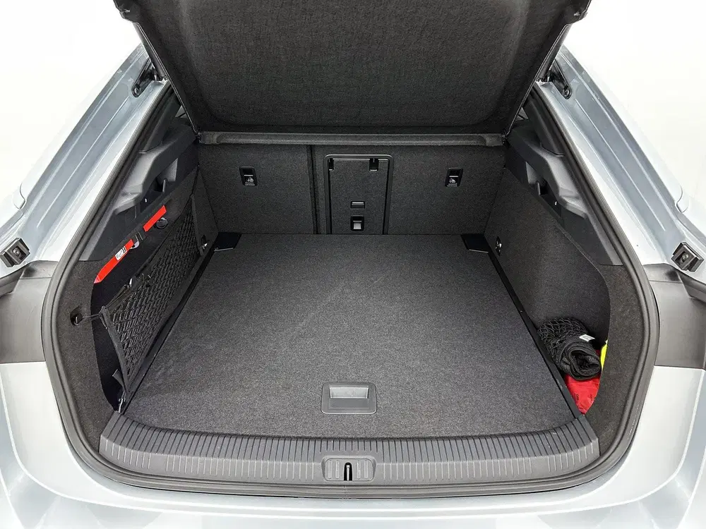 Volkswagen ID.7 Pro Business 77 kWh 286 PK uit 2025, foto 14