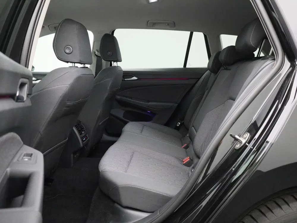 Volkswagen Golf 1.5 TSI Life Edition uit 2025, foto 11