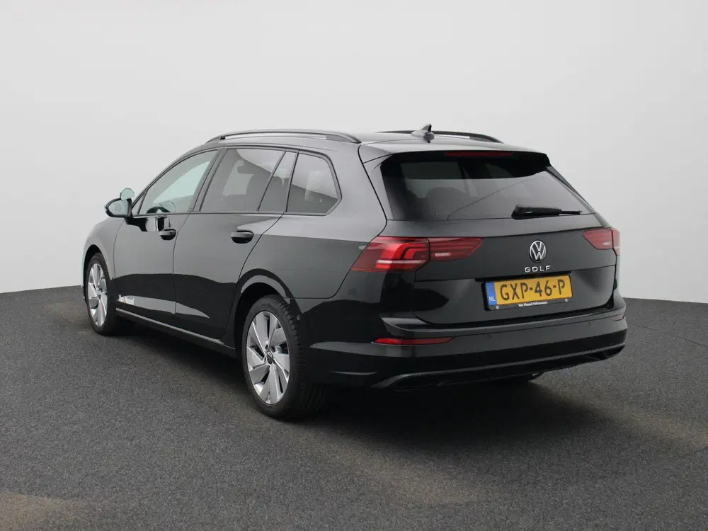 Volkswagen Golf 1.5 TSI Life Edition uit 2025, foto 2