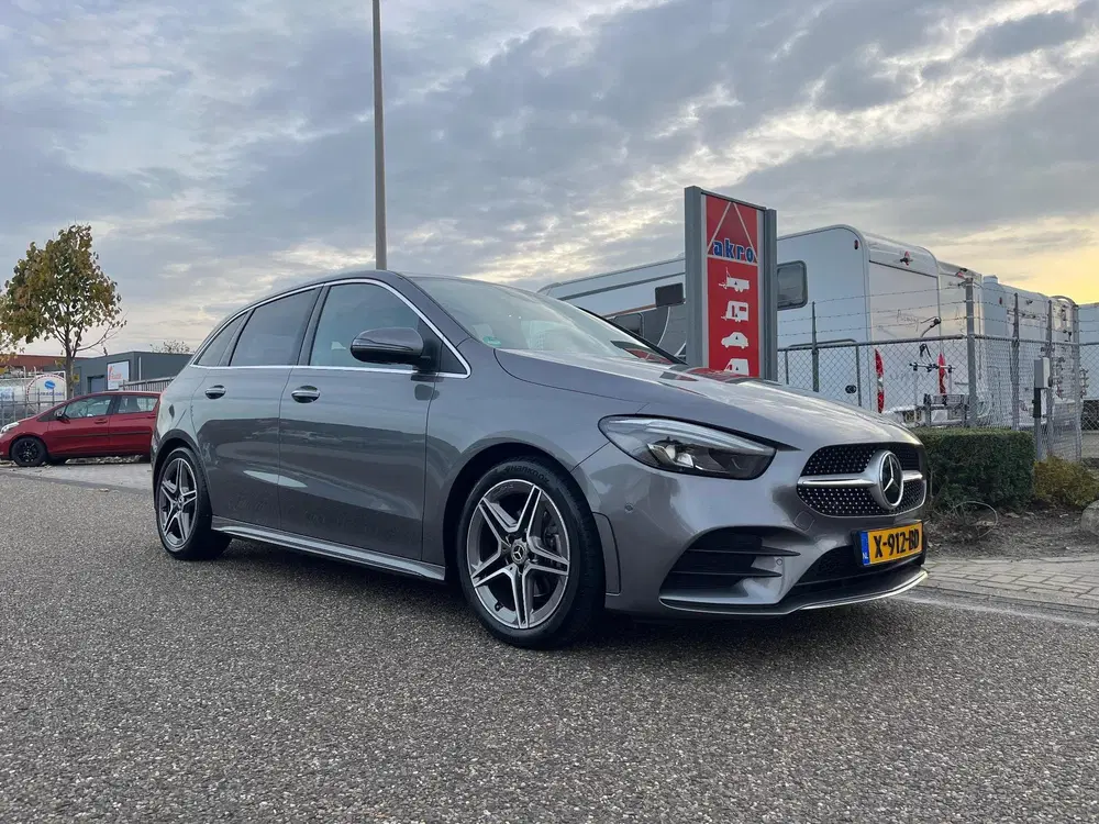 Mercedes-Benz B-Klasse 200 Business Solution AMG uit 2019