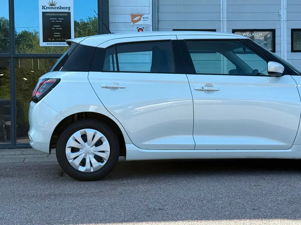 Suzuki Swift 1.2 Smart Hybrid uit 2026, foto 12