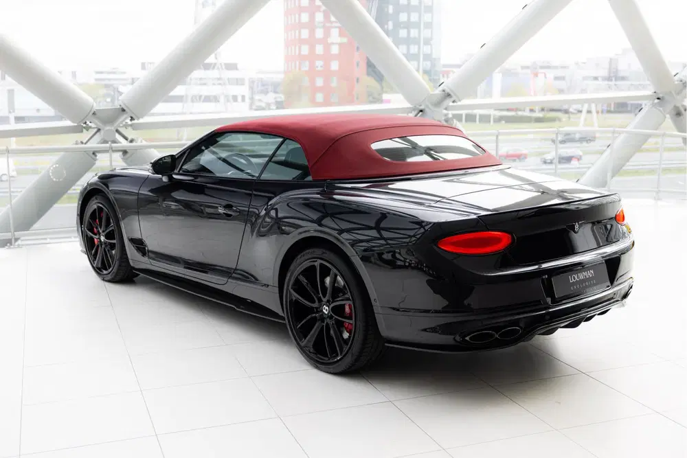 Bentley Continental GTC 4.0 V8 uit 2022, foto 3