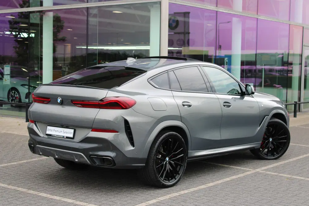 BMW X6 xDrive40i High Executive M Sport Automaat uit 2022, foto 4