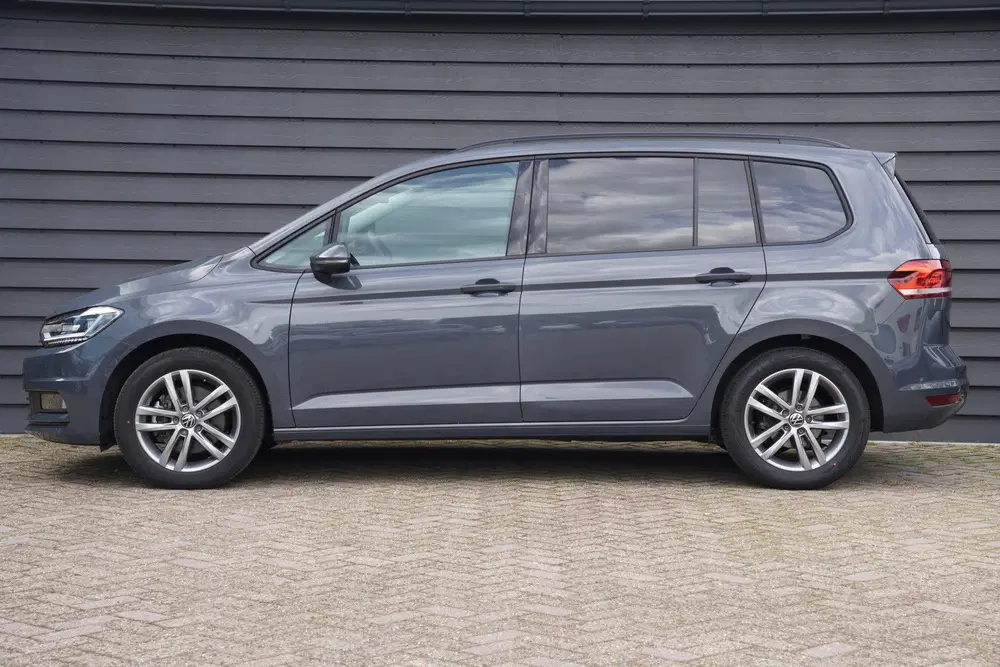 Volkswagen Touran 1.5 TSI Comfortline uit 2025, foto 3