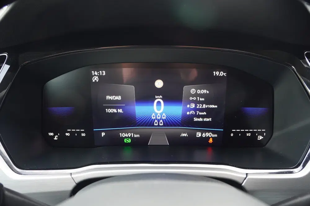 Volkswagen Touran 1.5 TSI Comfortline uit 2025, foto 4
