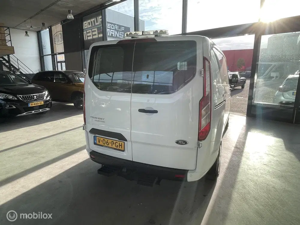 Ford Transit Custom 340 2.0 TDCI L1H1 groot scherm uit 2020, foto 5