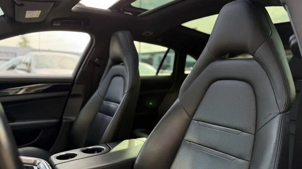 Porsche Panamera 2.9 4 E-Hybrid uit 2021, foto 10