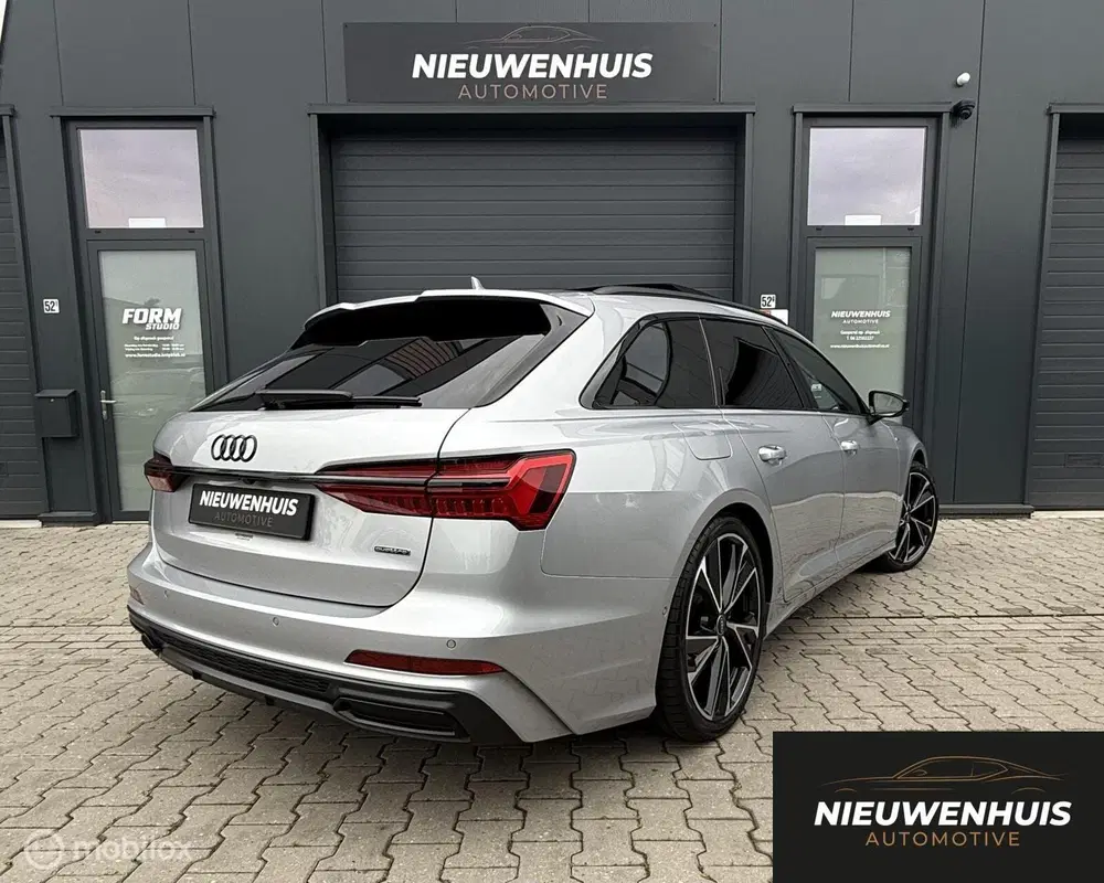 Audi A6 55TFSIe quattro Competition Matrix l Pano uit 2023, foto 2