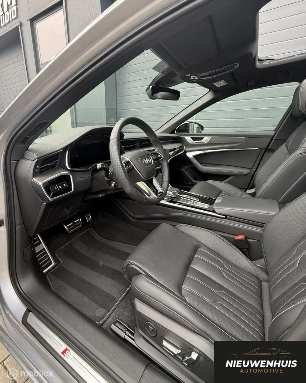 Audi A6 55TFSIe quattro Competition Matrix l Pano uit 2023, foto 3