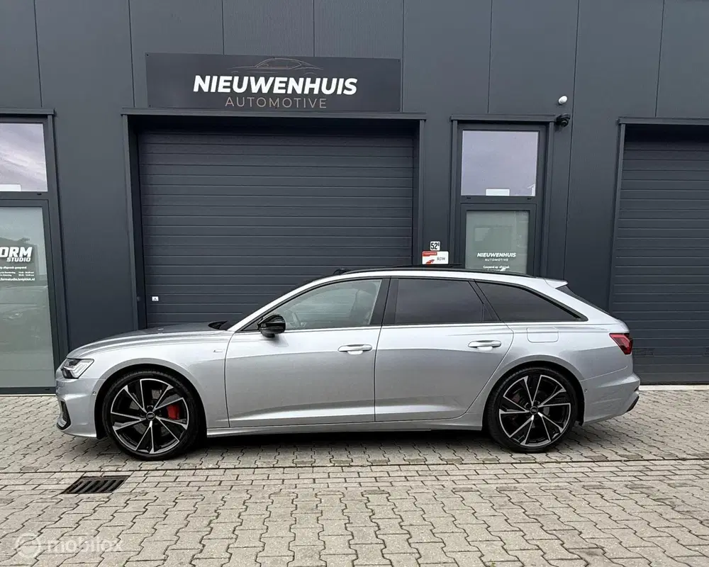 Audi A6 55TFSIe quattro Competition Matrix l Pano uit 2023, foto 6