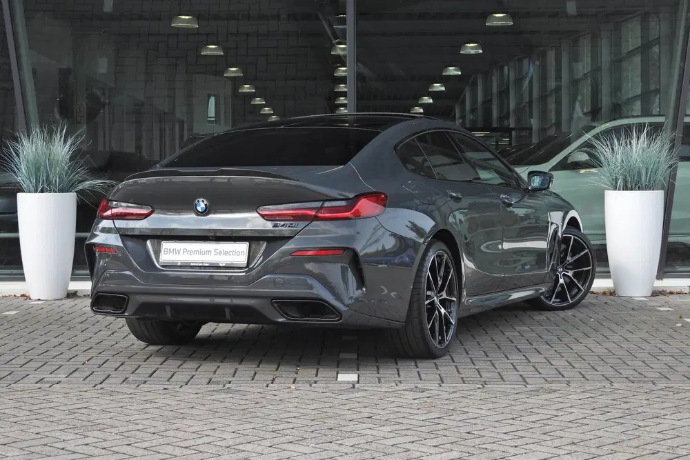 BMW 8-serie Coupé 840i High Executive M Sport Automaat uit 2022, foto 4