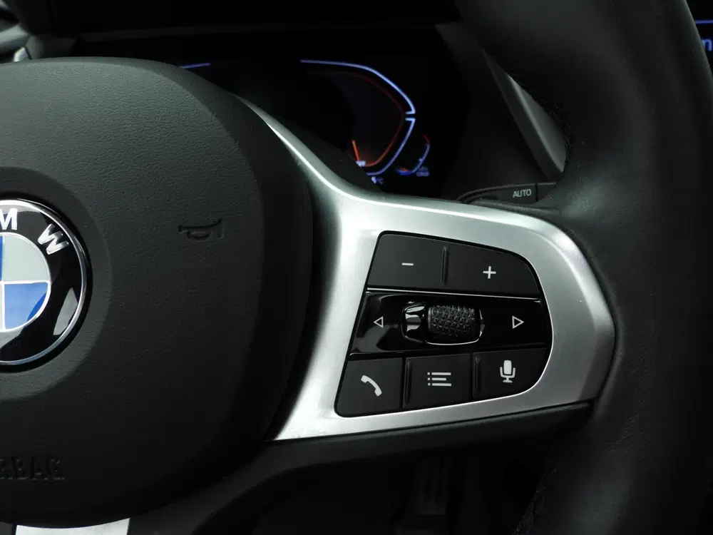 BMW 1-serie 5-deurs 118i uit 2024, foto 15
