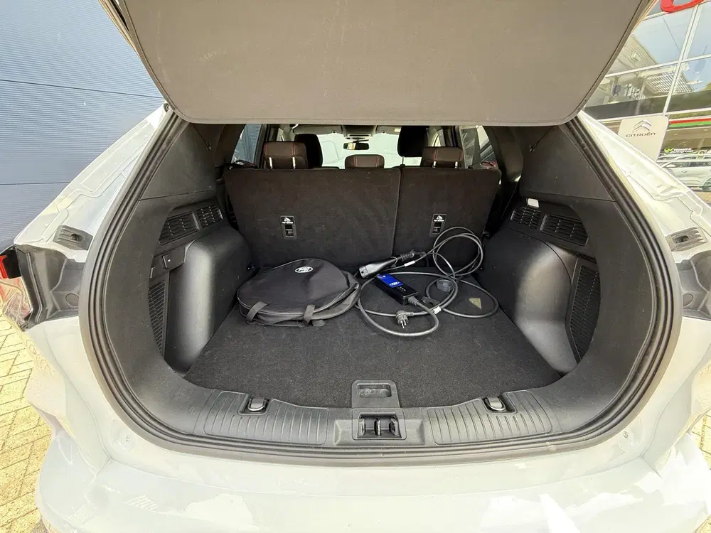 Ford Kuga 2.5 PHEV e-CVT 225pk ST-Line X uit 2024, foto 10