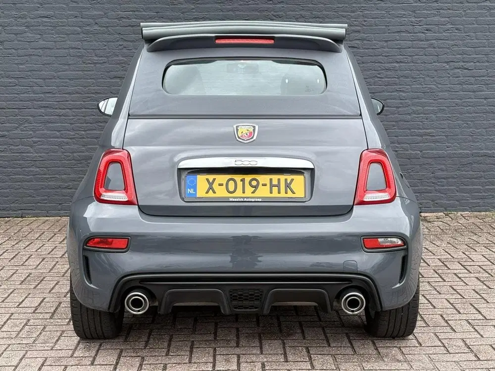 Abarth 595C 1.4 T-Jet uit 2021, foto 6