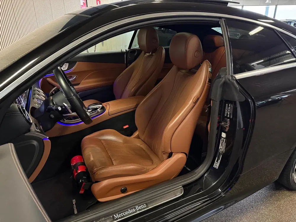 Mercedes-Benz E-Klasse E-Klasse Coupé 200 AMG STYLING-PANORAMA-WI uit 2019, foto 11