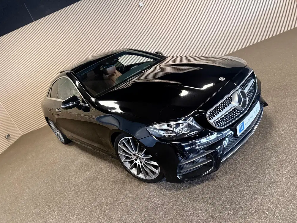 Mercedes-Benz E-Klasse E-Klasse Coupé 200 AMG STYLING-PANORAMA-WI uit 2019, foto 2