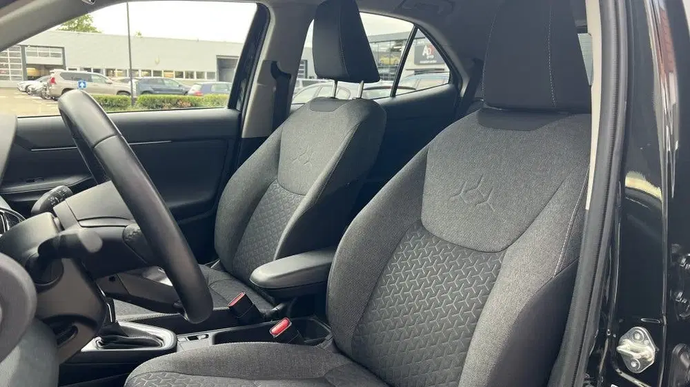 Toyota Yaris Cross 1.5 Hybrid Dynamic uit 2022, foto 9