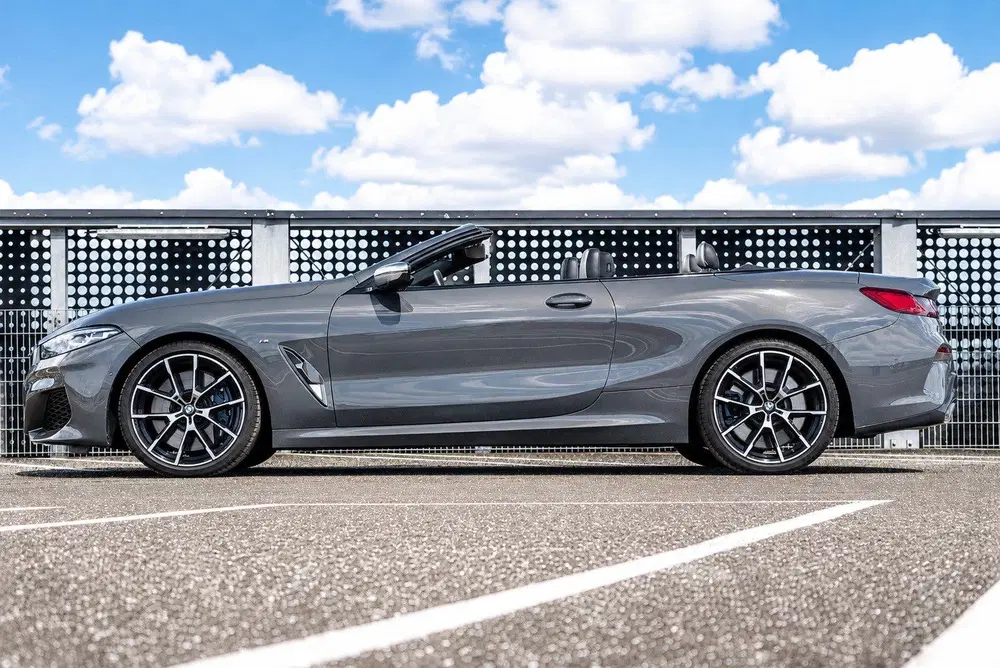 BMW 8-serie 8 Serie M850i xDrive High Executive uit 2019, foto 3