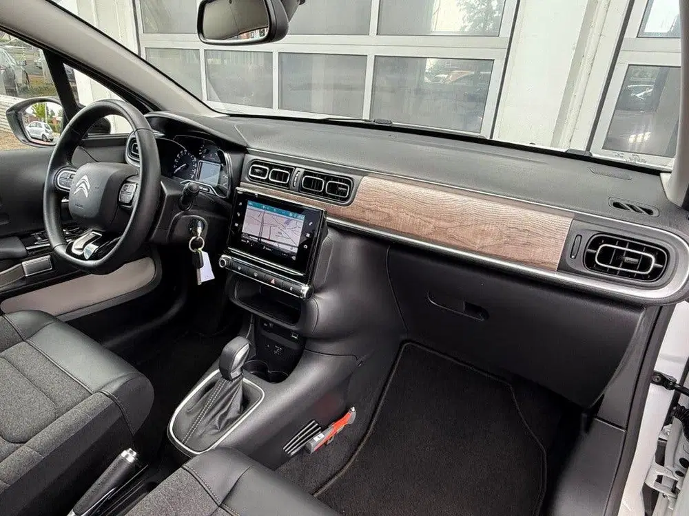 Citroën C3 Citroen C3 1.2 Puretech 110PK Shine Aut. N uit 2021, foto 9