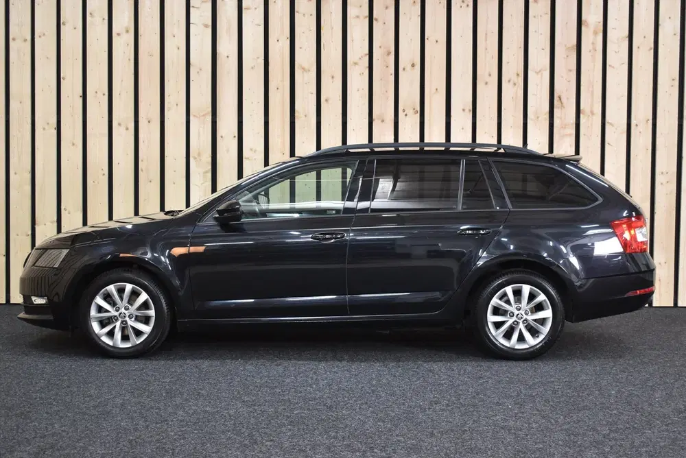 Skoda Octavia 1.0 TSI Greentech Business Edition CarPl uit 2019, foto 6