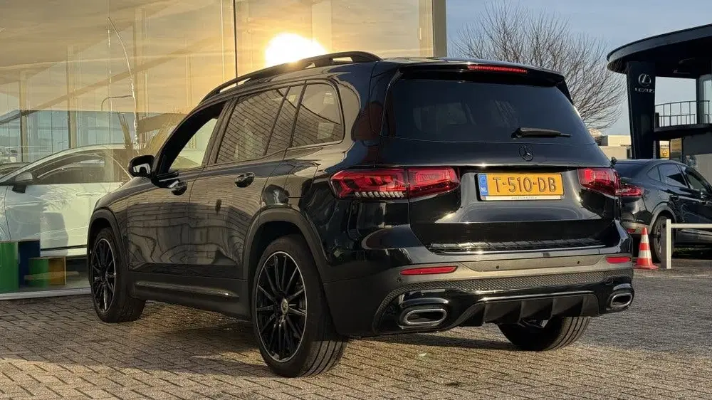 Mercedes-Benz GLB 250 4MATIC Premium uit 2020, foto 4