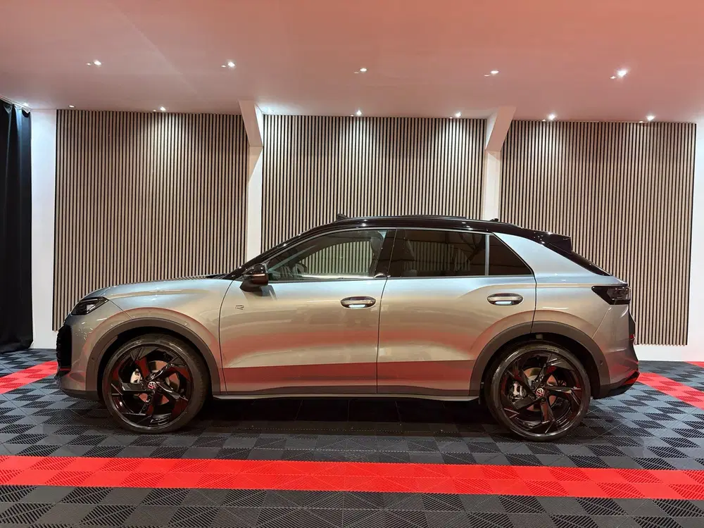 Volkswagen T-Roc 1.5 eTsi Limited Edition DSG R-Line Blacks uit 2026, foto 12