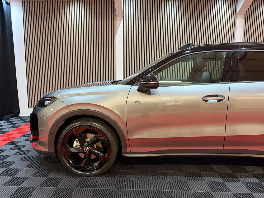 Volkswagen T-Roc 1.5 eTsi Limited Edition DSG R-Line Blacks uit 2026, foto 9