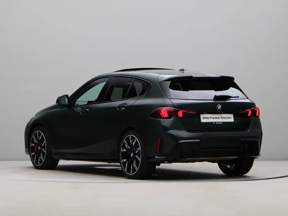BMW 1-serie 120 M Sport Pro uit 2026, foto 10